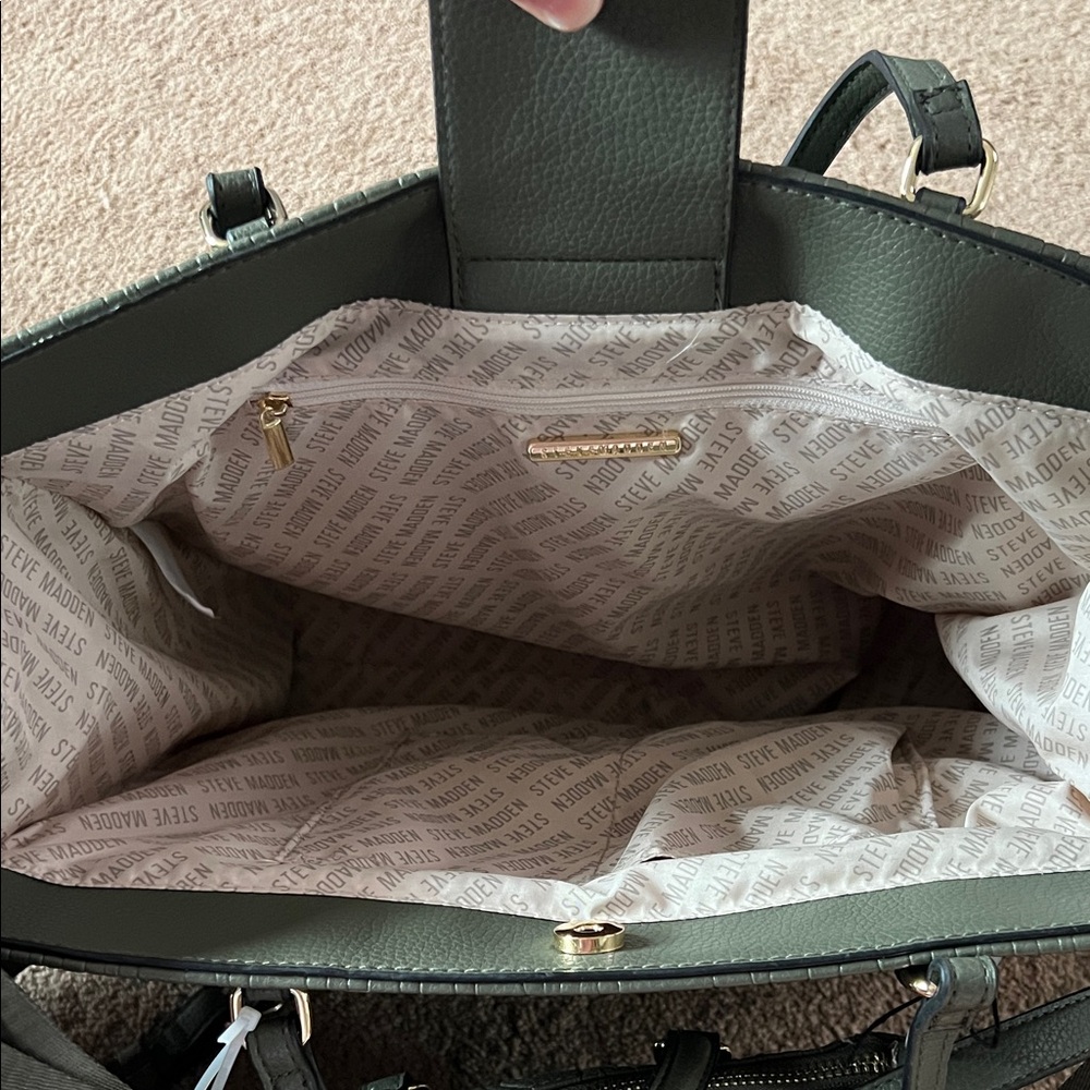 Steve Madden Blivia Maddi Olive Handbag with 2 Small Matching Bags - Picture 9 of 13